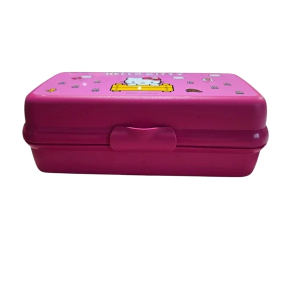 Tupperware Hello Kitty 2011 Lunch Box - Picture 2 of 4
